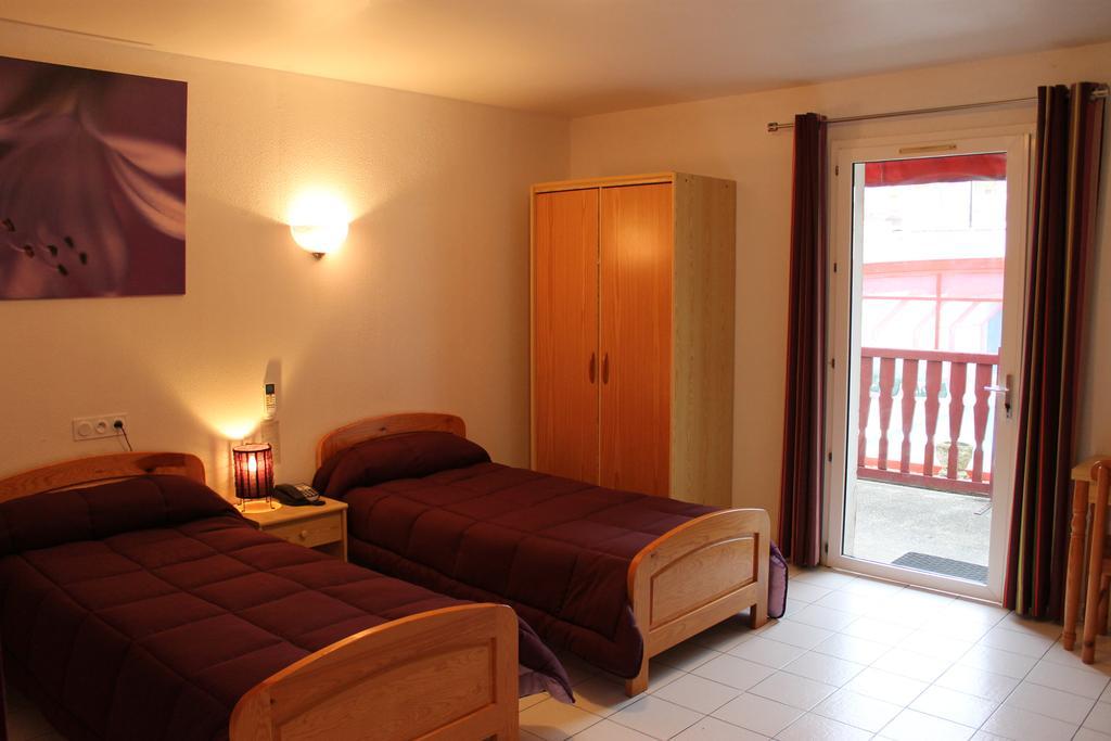 Hotel De La Pomme De Pin Vieux-Boucau-les-Bains Zimmer foto